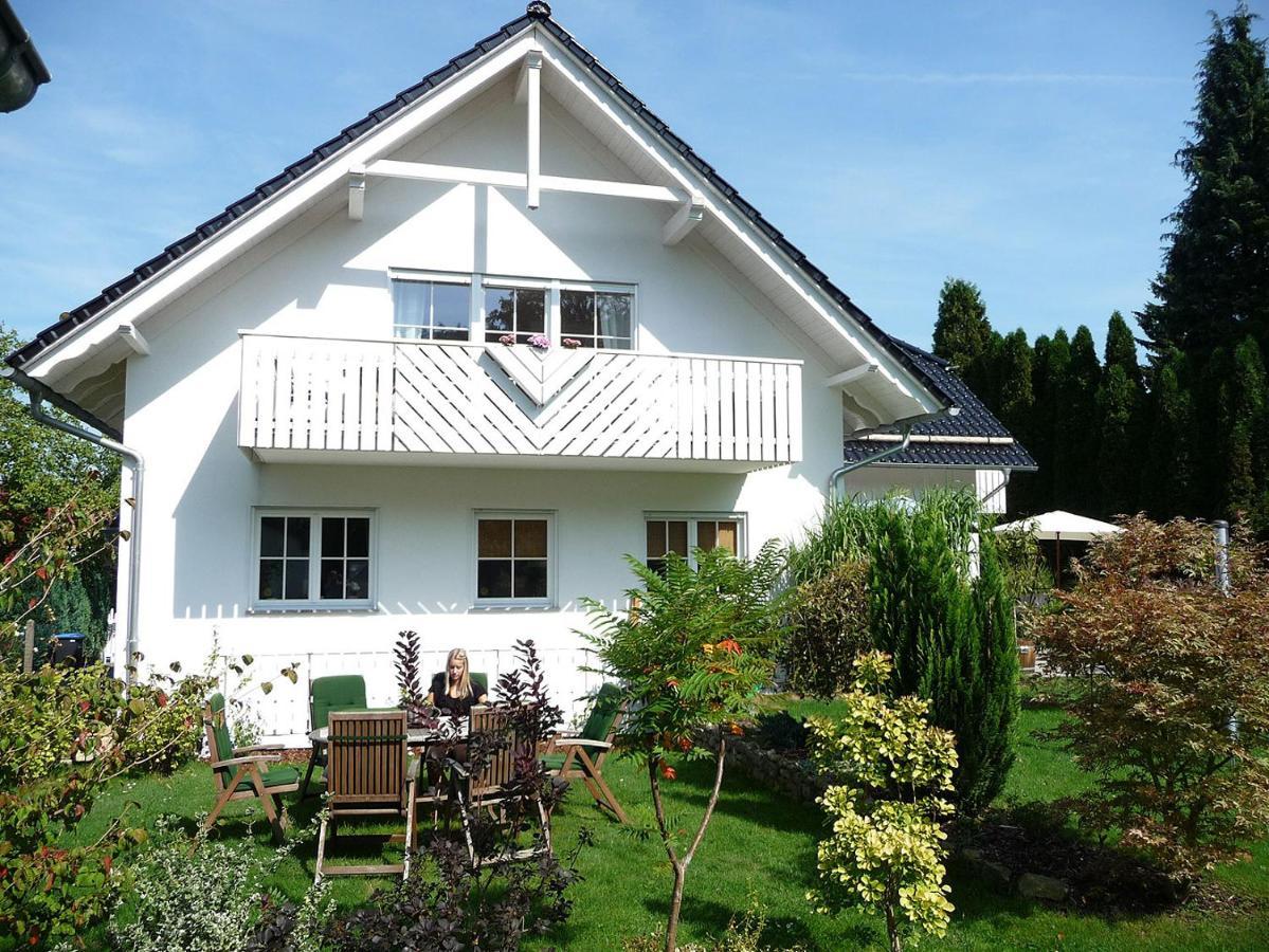 Ferienhaus Villa Maria / Ferienwohnung Chippendale Kurort Gohrisch Exterior foto
